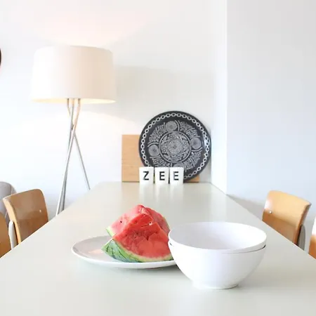 Appartement Dakappartementje Met Zuid Terras Op 50m Van De Zee! Knokke-Heist